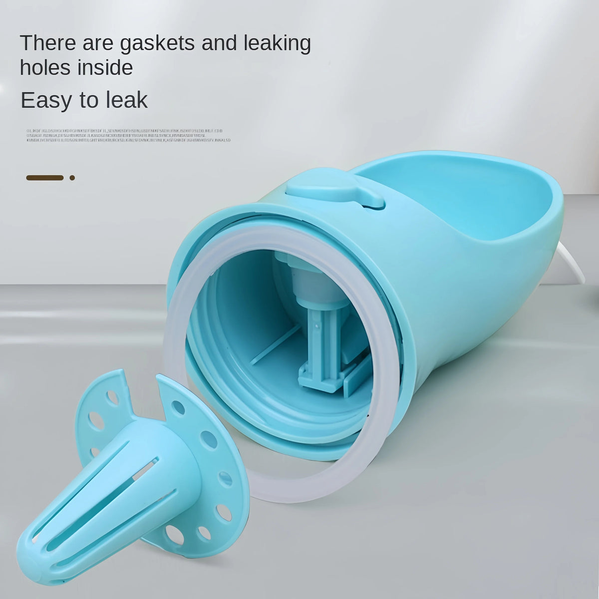 Portable Outdoor Pet Water Bottle With Food Storage Compartment